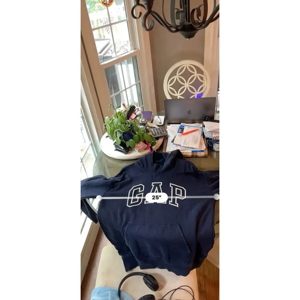 GAP Teen Navy Sweatshirt 18/20 Unisex Spell Out Logo Crewneck Pullover Y2K GUC